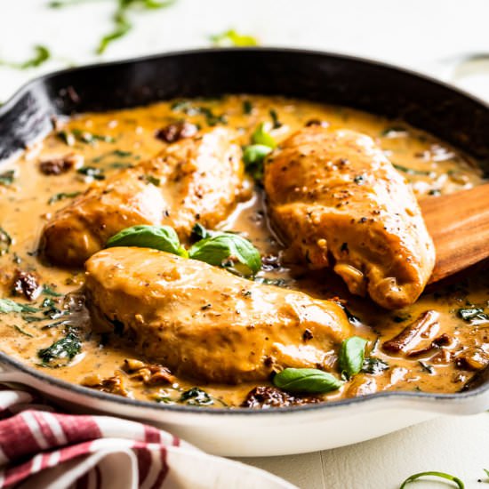 Tuscan Chicken - Recipe photo by Get Inspired Everyday