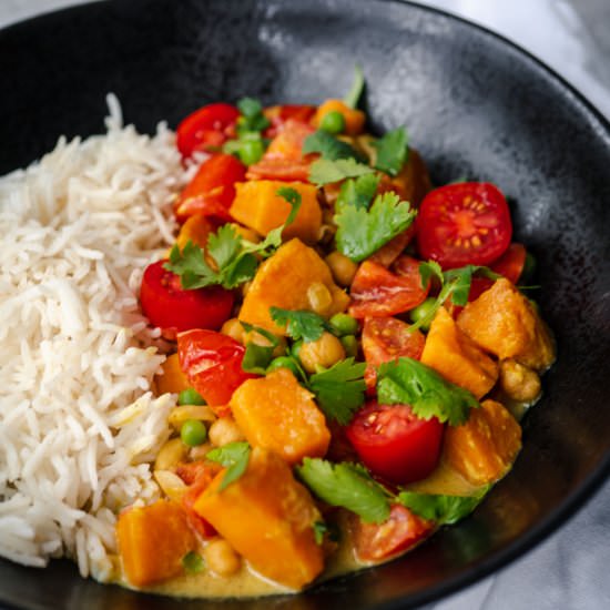 Sweet Potato Chickpea Stew - Recipe photo by eatfreshglow
