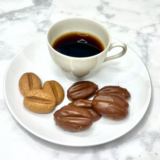 Coffee Bean Cookies - Recipe photo by Its-the-simple-things