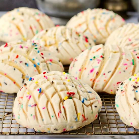 Funfetti Conchas - Recipe photo by karenskitchenstories