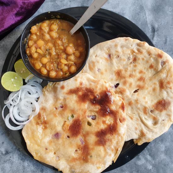 Amritsari Aloo Kulche - Recipe photo by Deeksha