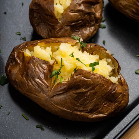 Jacket Potatoes in the Oven - Recipe photo by Flawless Food