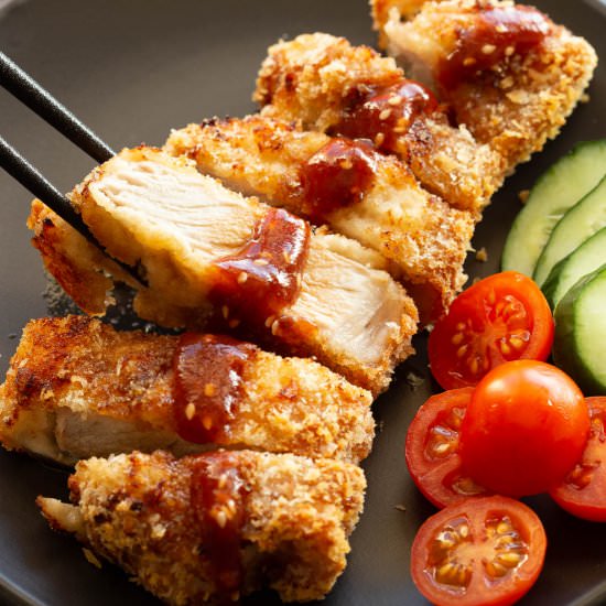 Quick Crispy Tonkatsu - Recipe photo by Wandercooks