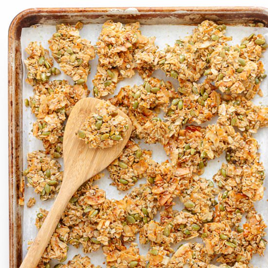 Vanilla Coconut Granola Clusters - Recipe photo by mapleandmango
