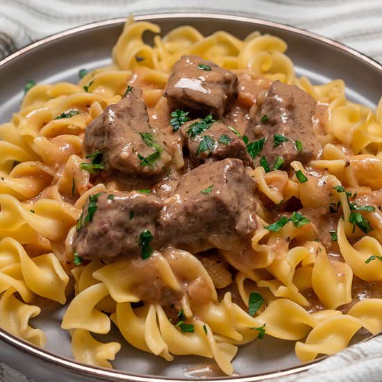 Crockpot Beef Tips Recipe - Recipe photo by KeyToMyLime