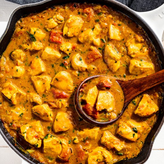 Easy Chicken Curry - Recipe photo by Get Inspired Everyday