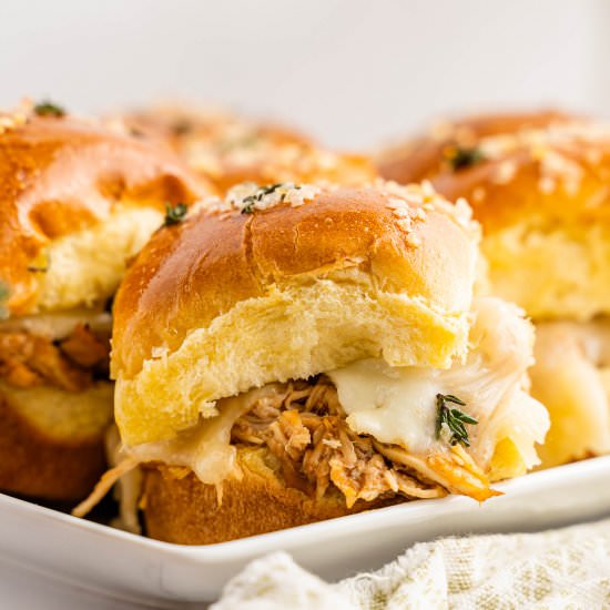 BBQ Chicken Sliders - Recipe photo by CallMePMc