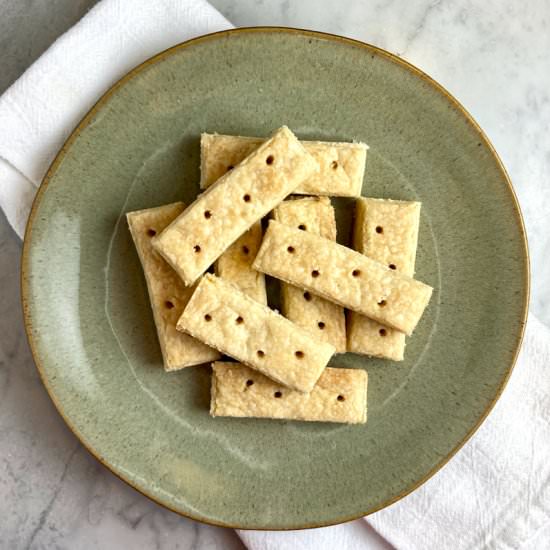 Vanilla Bean Shortbread - Recipe photo by thebrookcook.wordpress.com