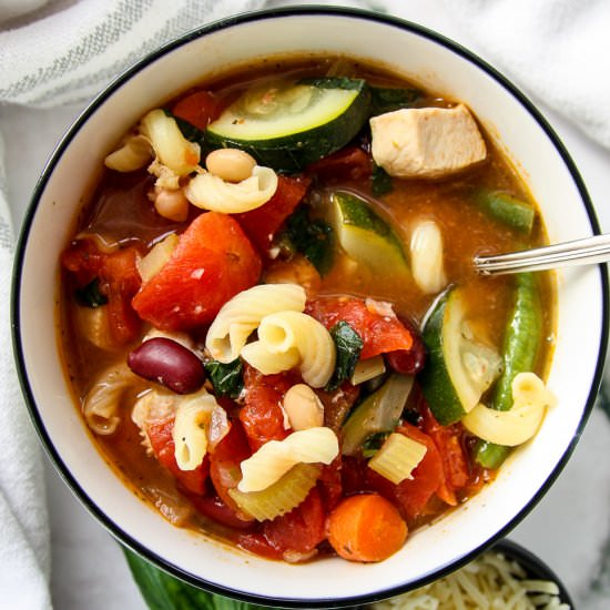 Chicken Minestrone Soup - Recipe photo by the food blog