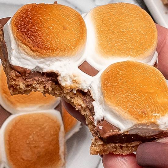 S’mores Bars Recipe - Recipe photo by KeyToMyLime