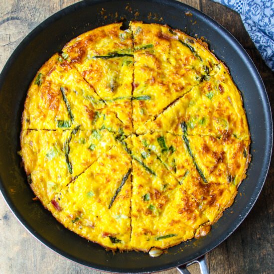 Ham, Cheese & Asparagus Frittata - Recipe photo by the food blog