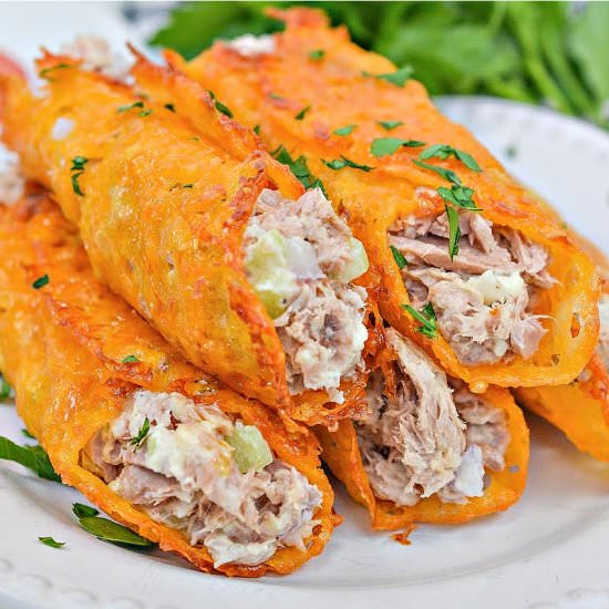 KETO TUNA MELTS - Recipe photo by Stylish Cravings