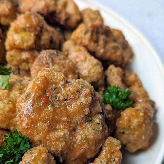 Crispy Cauliflower Bites - Recipe photo by www.jamilghar.com