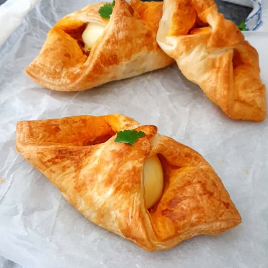 Air Fryer Egg Puffs - Recipe photo by Pavanis Kitchen