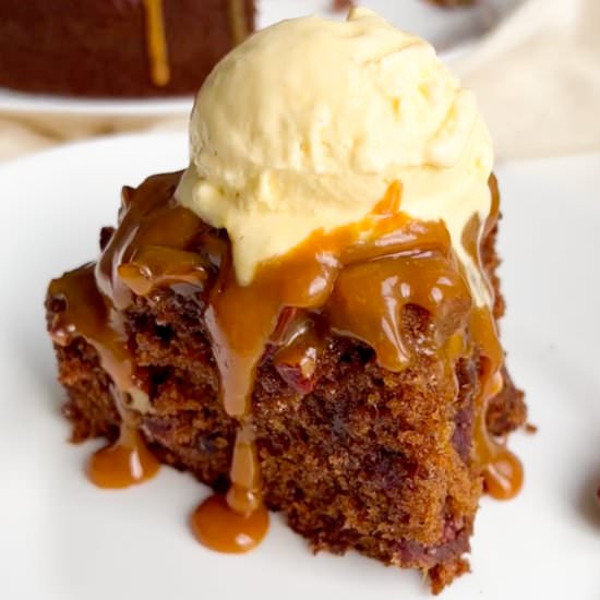Easy Moist Date Cake - Recipe photo by Simshomekitchen
