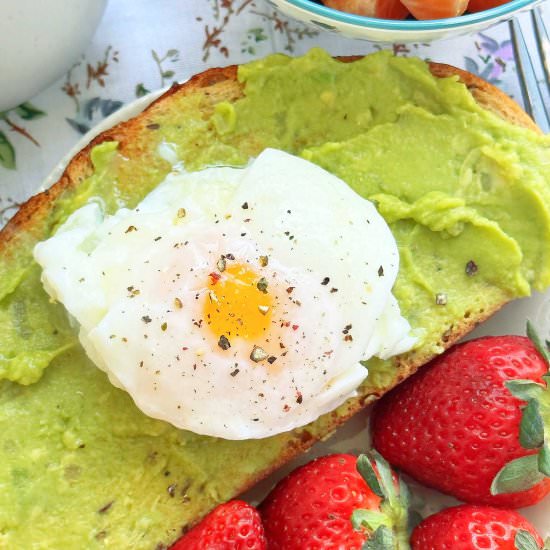 Air Fryer Poached Eggs - Recipe photo by Foodtastic Mom