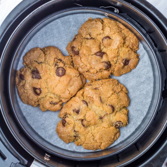 Air Fryer Cookies (Chilled/Frozen) - Recipe photo by makehealthyrecipes