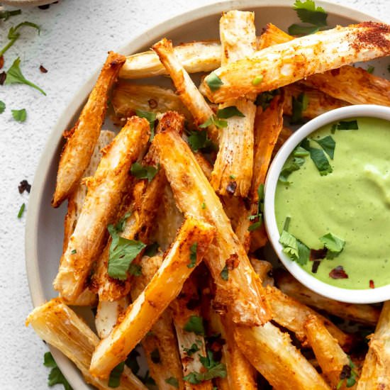 Crispy Yuca Fries Recipe - Recipe photo by Jar Of Lemons