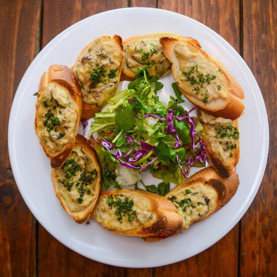 Make Garlic Bread Without an Oven - Recipe photo by The Oyster Bar Bangkok
