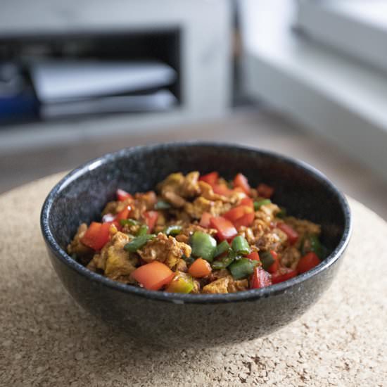 Scrambled eggs with bell peppers - Recipe photo by foodmakesmehappy