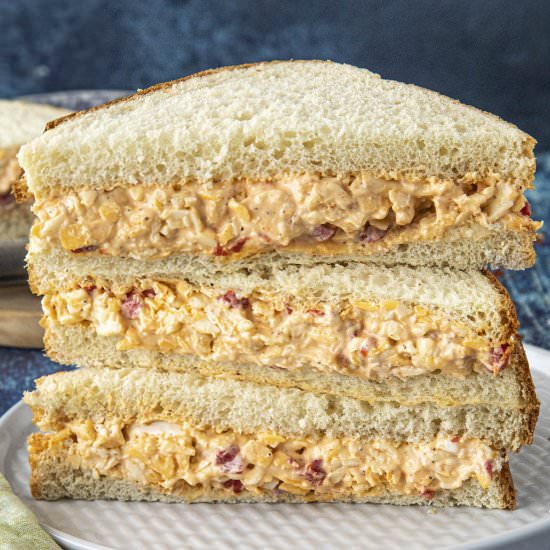 Pimento Cheese Sandwich - Recipe photo by ChiliPepperMadness