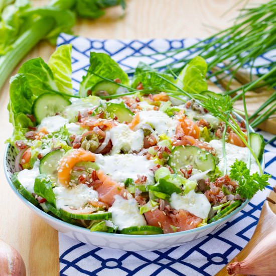 Smoked salmon salad - Recipe photo by mecooks.com