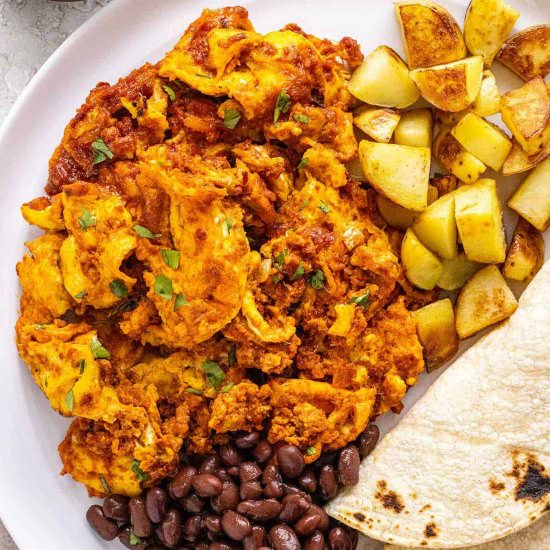 How to Make Chorizo and Eggs - Recipe photo by Jessica Gavin
