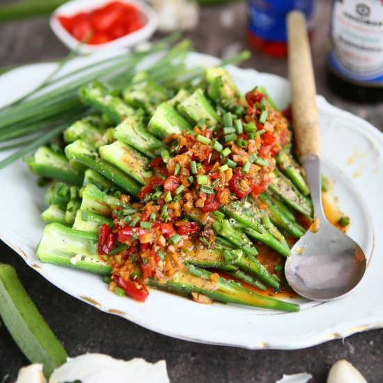 Okra with Spicy Ginger Garlic Sauce - Recipe photo by angiesrecipes
