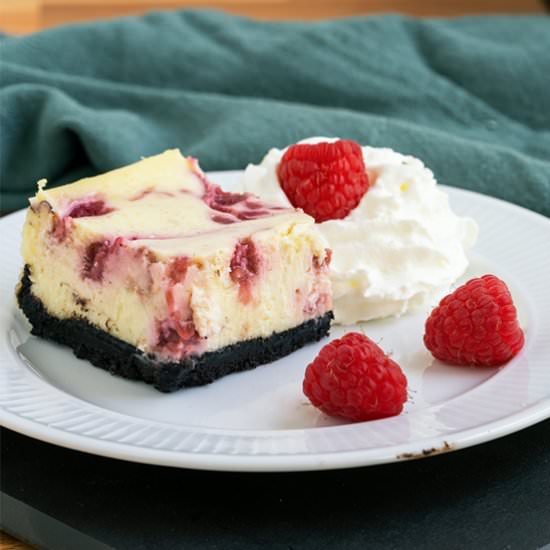 Raspberry Swirl Cheesecake Bites - Recipe photo by Mycookiejourney