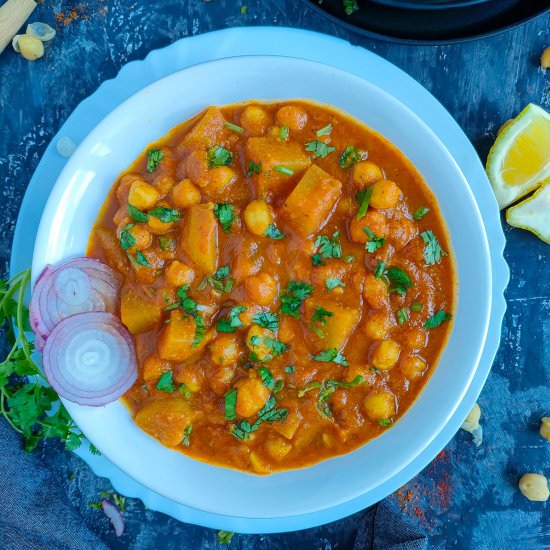 Chana Aloo Masala - Recipe photo by Sheeba@gohealthy
