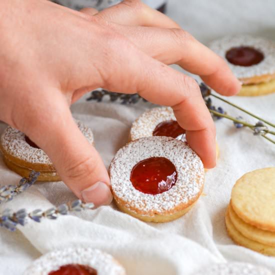 Vegan Strawberry Linzer Cookies - Recipe photo by earthly provisions