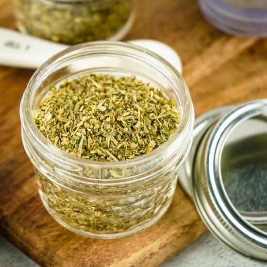 Homemade Italian Seasoning - Recipe photo by dizzybusyandhungry