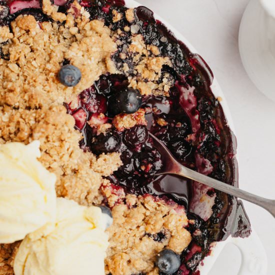 Blueberry and Apple Crumble - Recipe photo by alpineella