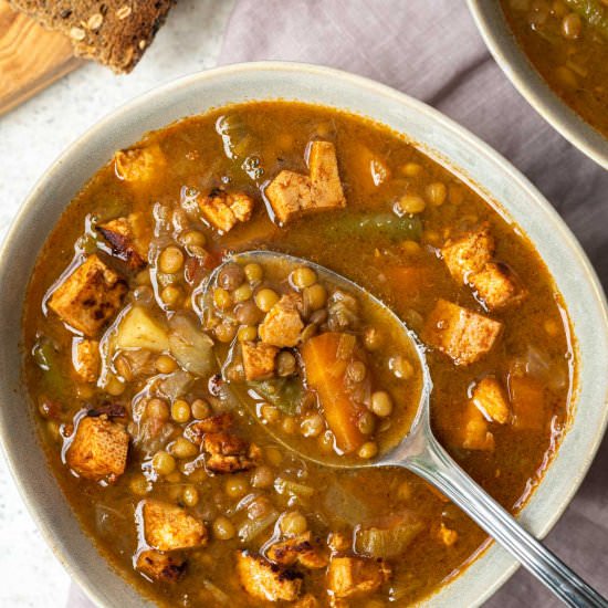 Carrot and Lentil Soup - Recipe photo by Sixhungryfeet