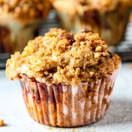Strawberry Rhubarb Muffins - Recipe photo by the food blog