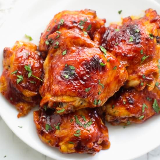 Oven Chicken Thighs BBQ - Recipe photo by Simshomekitchen