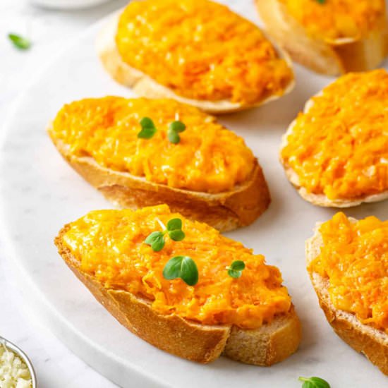 Baked Carrot and Cheese Crostini - Recipe photo by allweeat