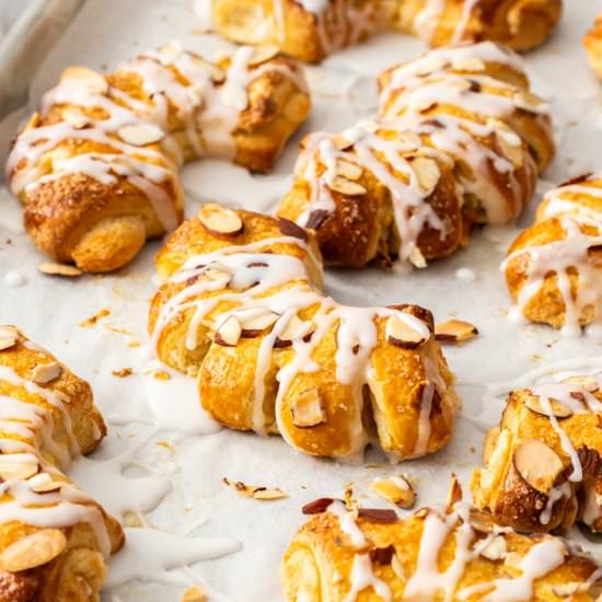 Bear Claw Pastry - Recipe photo by sugarsaltmagic