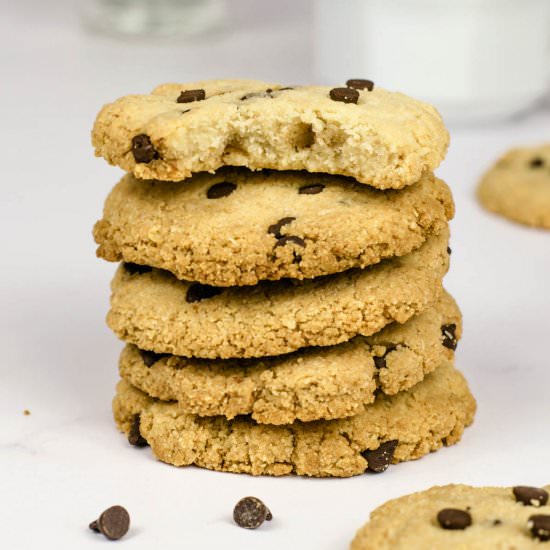 Keto Chocolate Chip Cookies - Recipe photo by lowcarbafrica