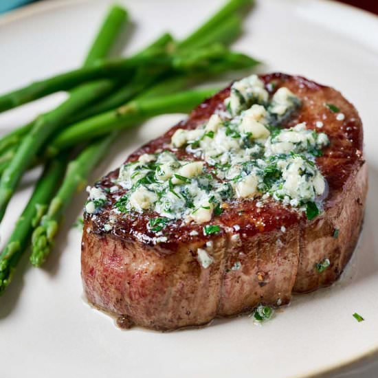 Steak with Blue Cheese Butter - Recipe photo by Lemon blossoms
