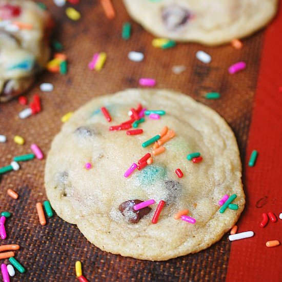 Soft and chewy M&M cookies - Recipe photo by evabakes
