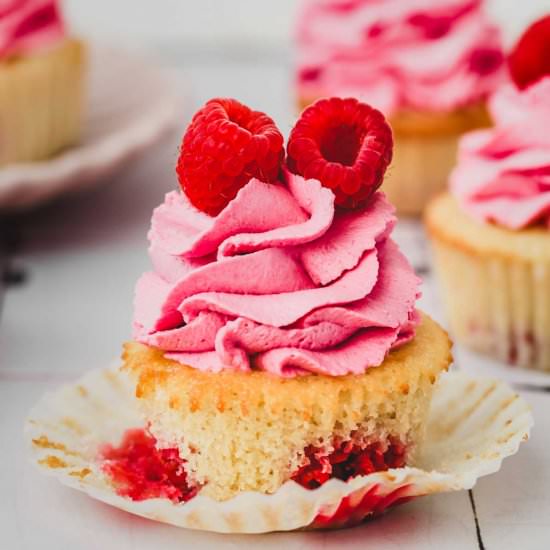 Raspberry Cupcakes - Recipe photo by Sweetly Cakes