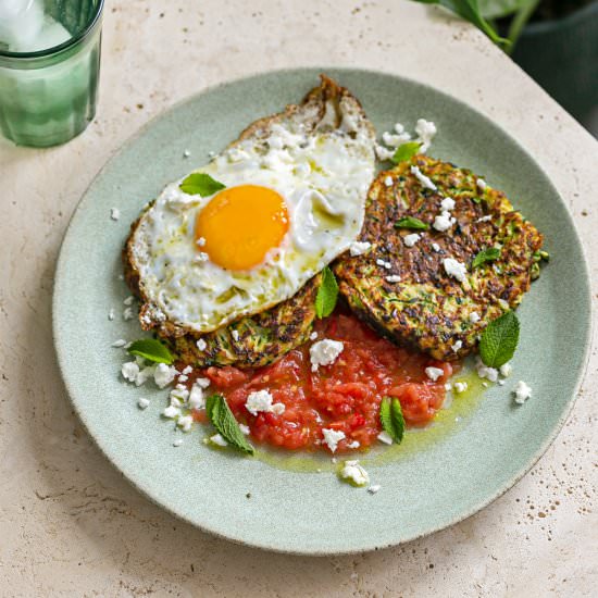 Courgette Fritters & Fried Eggs - Recipe photo by Flaevor
