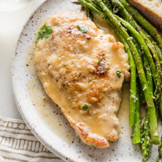 Chicken in White Wine Sauce - Recipe photo by nourishandfete