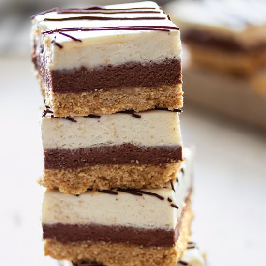 Chocolate and Cheesecake Squares - Recipe photo by URBANBAKES