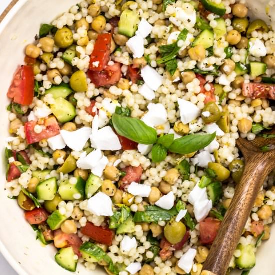 vegan Mediterranean couscous salad - Recipe photo by Wee Little Vegans