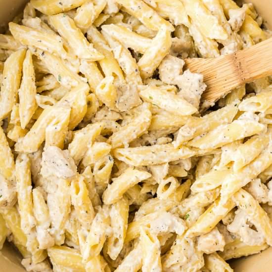 Chicken Penne Alfredo - Recipe photo by OnMyKidsPlate