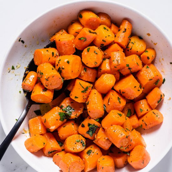 Buttered Carrots - Recipe photo by The Endless Meal