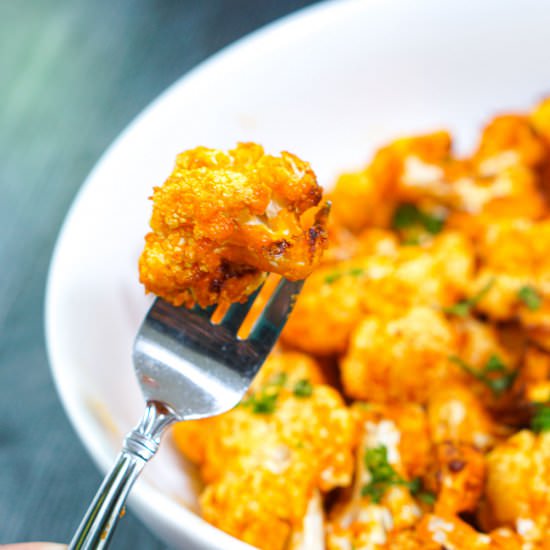 Air Fryer Keto Buffalo Cauliflower - Recipe photo by MyLifeCookbook