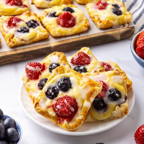 Cream Cheese Danish with Berries - Recipe photo by allweeat
